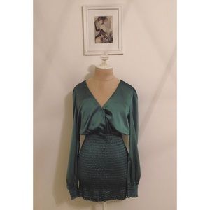 NWOT Blue Blush Green Ruched Long Sleeve Dress
